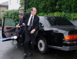 長嶋茂雄さんの自宅を訪れた王貞治さん=3日午後、東京都大田区
