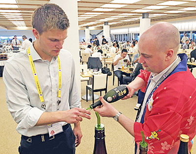 伊勢志摩サミット中、報道関係者らに本県の酒が提供された