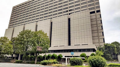 沢田さんとの離婚騒動は裁判も含め約４年続いた。東京地裁での判決を一つの区切りに私は仕事を再開した