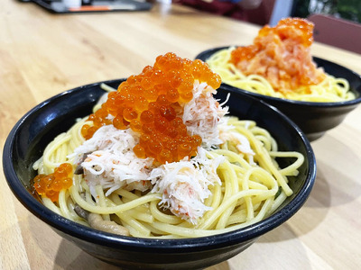 １９日から提供する海鮮パスタ丼