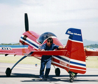 初めて購入した自分専用の飛行機スホーイと私＝パスファインダー提供