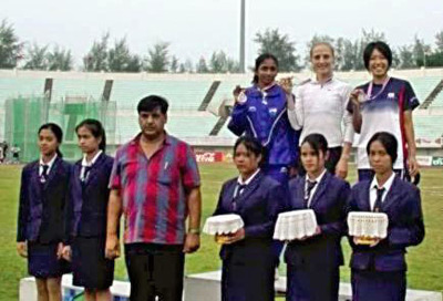 アジアサーキットに出場した私（右上）。海外のレースが増えることで、小さなことは気にしない精神力が身に付いた