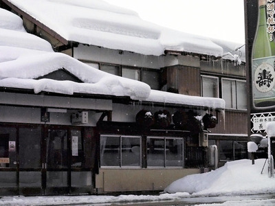 鈴木酒造店の長井蔵。元々は最上川舟運で栄えた有力者たちが出資した「東洋酒造」の酒蔵だった