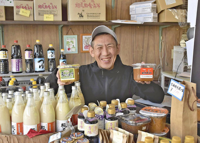 私はみそが大好き。店を愛してくださっているお客さまにおいしい商品を届けるため、ウルトラＣはなくとも積小為大、こつこつ頑張っていきたい