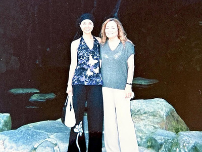 劇団四季で稽古に打ち込む日々を送る中、母澄代（右）はいつも私の背中を押してくれた