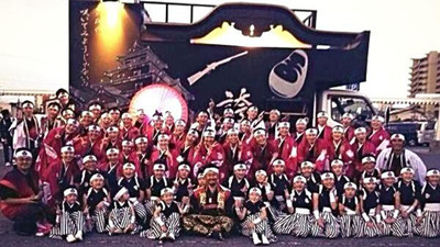 遠征先での記念写真。子どもたちには、陰ながら支えてくれる人がたくさんいることを忘れないでほしい