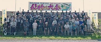 アユ釣り大会の参加者。大会を運営して、「少しでも矢祭町がいい町だなと思ってもらえていたらいいな」と思えた