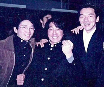 バスケットボールにのめり込んでいた高校時代の私（中央）。担任の先生の影響で、大人としての自覚を深めることができた３年間だったように思う