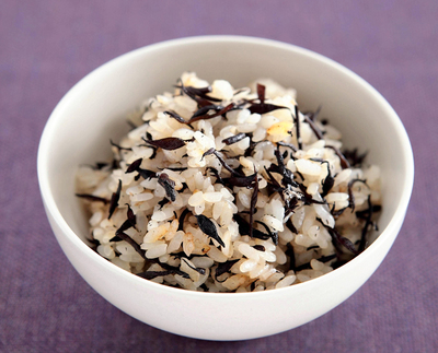 ヒジキとショウガの炊き込みご飯