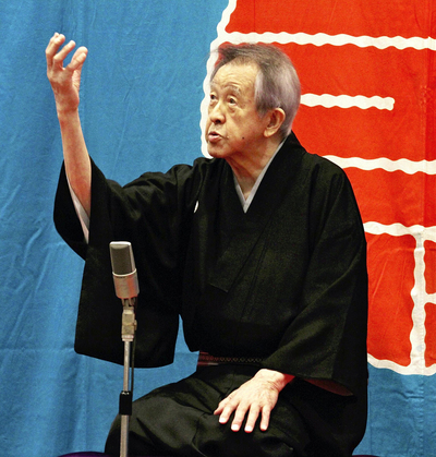 ２０１１年頃の米丸師匠。医者から「１００まで生きられますから」と言われ「え、私、１００で死んじゃうんですか」なんて言ったという逸話も。生命への執着が長生きの秘けつなんだと思いました