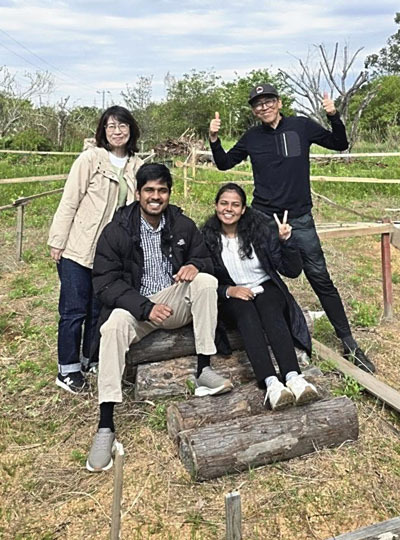 ゴールデンウイークに、会津の友達が農園に遊びに来てくれました。会うと必ず何か起きます。スコップが壊れたり、車が立ち往生したり…。会津と大熊のパワーがぶつかるとそうなるのかもしれません（笑）