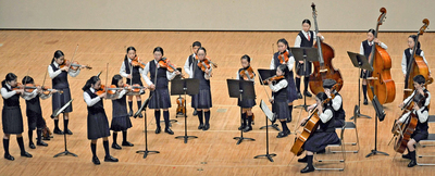 県教育長賞を受賞した白河一小の弦楽アンサンブル