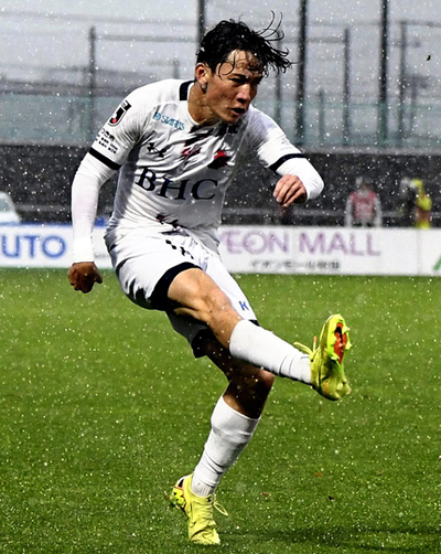 サッカーでもゴルフでも飛躍に目が離せないＭＦ加瀬選手