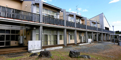 廃校となった南相馬市鹿島区の旧八沢小