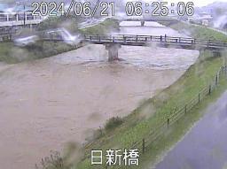 　大雨の影響で増水した、鹿児島県南さつま市の加世田川のライブカメラ映像＝２１日午前（国交省提供）