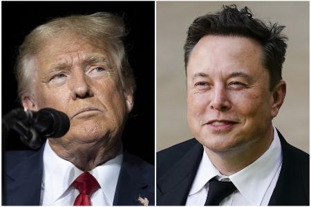 　トランプ前米大統領（左）と電気自動車（ＥＶ）大手テスラのイーロン・マスク最高経営責任者（ＣＥＯ）（ＡＰ＝共同）