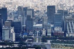 　東京駅周辺のビル群