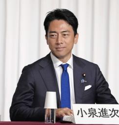 　自民党総裁選の所見発表演説会に臨む小泉元環境相＝１２日午後１時、東京・永田町の党本部