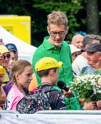 　７月に閉幕した世界最高峰の自転車ロードレース、ツール・ド・フランスで地元テレビのリポーターを務めたフローラン・ダバディー氏（株式会社Ｓｏｒｒｉｓｏ提供）