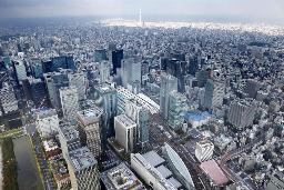 　東京駅周辺のビル群