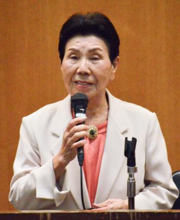 　再審の法制度改正を訴える集会で発言する袴田巌さんの姉ひで子さん＝２８日午後、東京都千代田区