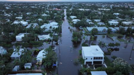 　ハリケーン「ミルトン」による洪水で浸水した地域＝１０日、米南部フロリダ州（ゲッティ＝共同）