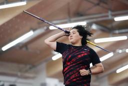 　セイコー・ゴールデングランプリの前日練習に臨む女子やり投げの北口榛花＝国立競技場（代表撮影）