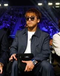 　世界バンタム級王座統一戦を観戦に訪れた世界スーパーバンタム級主要４団体統一王者の井上尚弥＝有明コロシアム