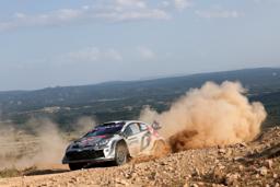 　ＷＲＣ第６戦ラリー・イタリア・サルデーニャ、６日のデイ１で疾走するトヨタの勝田貴元＝サルデーニャ島（ゲッティ＝共同）