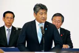 　自民党静岡県連大会であいさつする木原選対委員長＝９日午前、静岡市