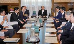 　国会内で開かれた衆院議院運営委の理事会＝１７日午前