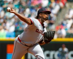 　６月１５日のマリナーズ戦に先発したガーディアンズのオルティス＝シアトル（イマジンイメージズ・ロイター＝共同）