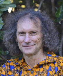 　デービッド・アンドリュー・キース教授（国際花と緑の博覧会記念協会提供）