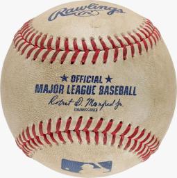 　オンライン競売で落札された大谷翔平選手が３００本塁打を達成した際のボール（米競売リランズ提供・共同）