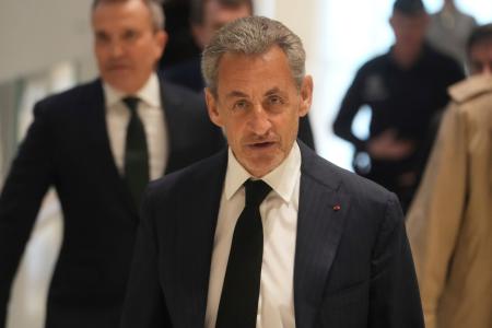 　フランスのサルコジ元大統領＝１月、パリ（ＡＰ＝共同）