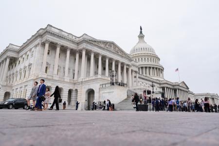 　米連邦議会の議事堂＝９月３０日、ワシントン（ＡＰ＝共同）