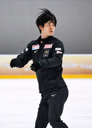 山本草太、腰痛悪化で棄権も フィギュアCSトリアレティ杯:スポーツ:福島民友新聞社